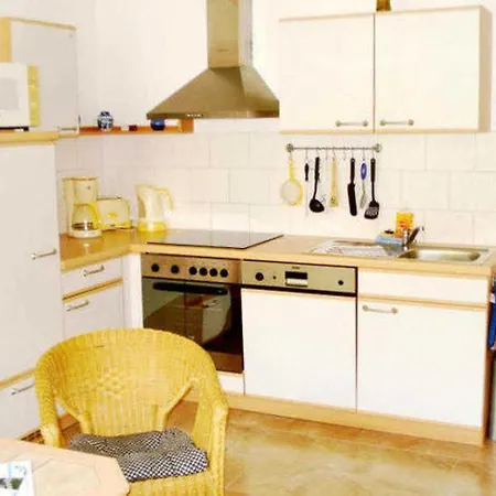 Haus Paula - Am Rhododendronpark * Graal-Mueritz