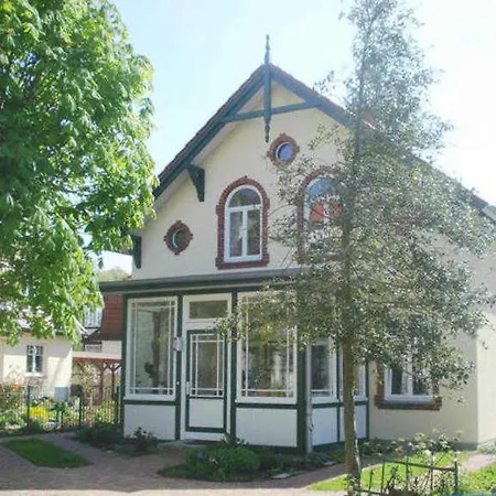 Haus Paula - Am Rhododendronpark Graal-Mueritz